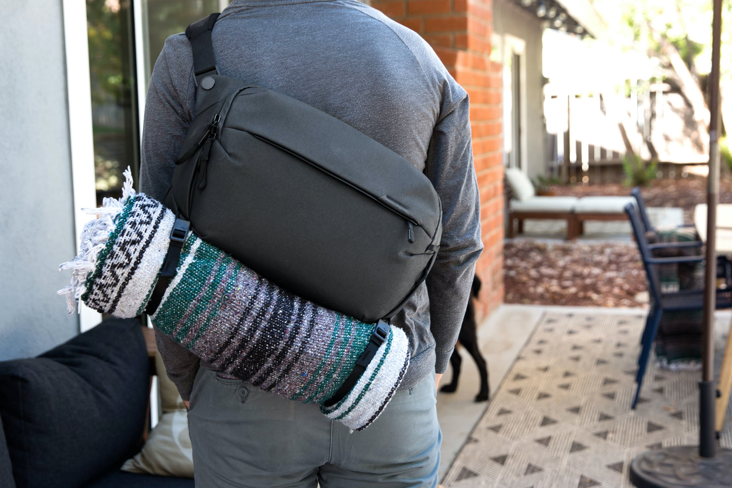 Peak Design Everyday Sling táska